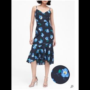 NWT Women's Banana Republic Sleeveless Blue Floral Midi Sheath Dress. Sz: 14